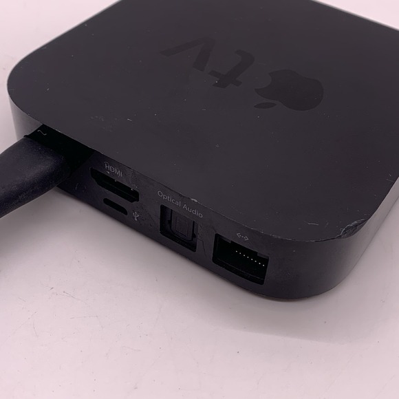 Apple TV Model A1427 32GB 3rd Generation No Remote - Picture 4 of 7